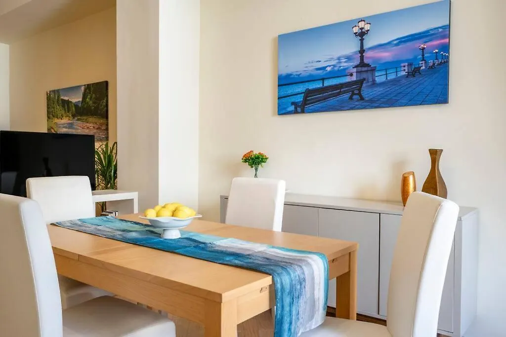 Carlotta - Italian Living Apartment Bari