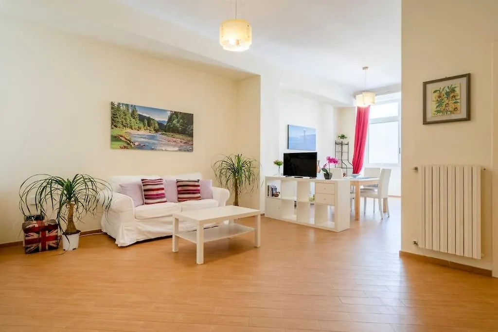 Carlotta - Italian Living Apartment Bari