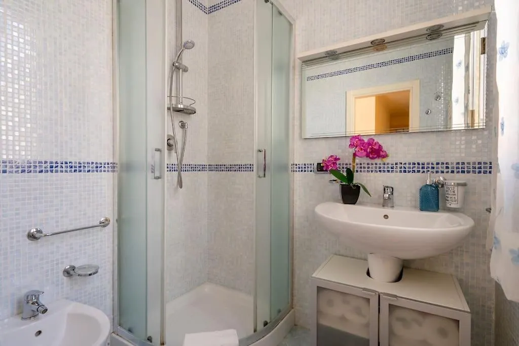 Carlotta - Italian Living Apartment Bari